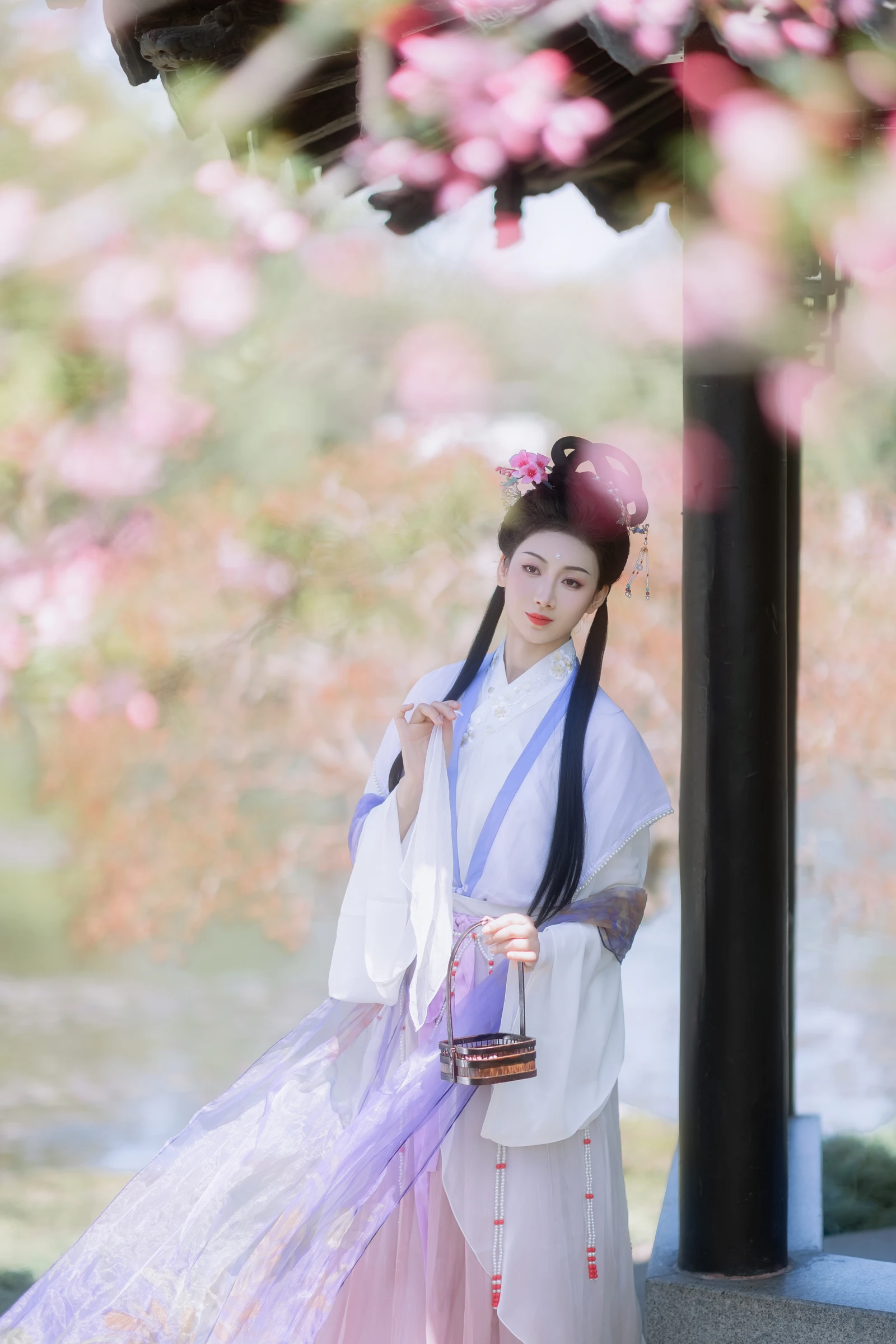 [YITUYU]艺图语-2024.10.21-海棠春-静姝-[24P-238MB]-2.webp
